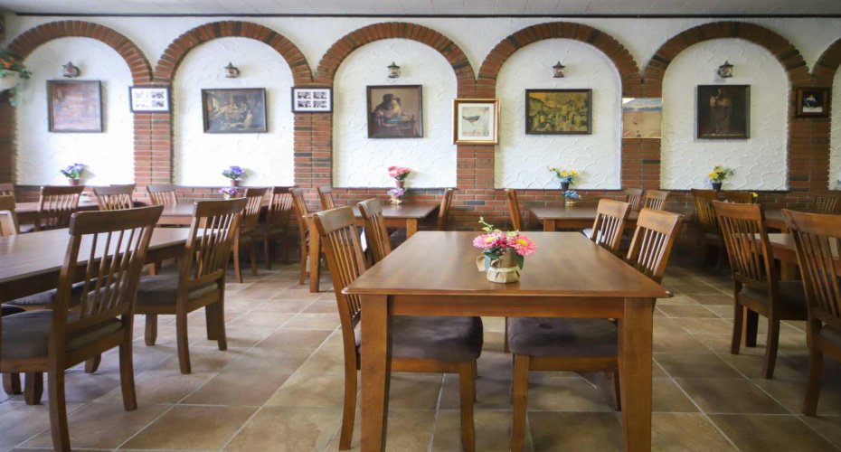 234 17 Avenue, Calgary, Alberta T2G 1H4, ,Commercial,For Sale,17,A2274351