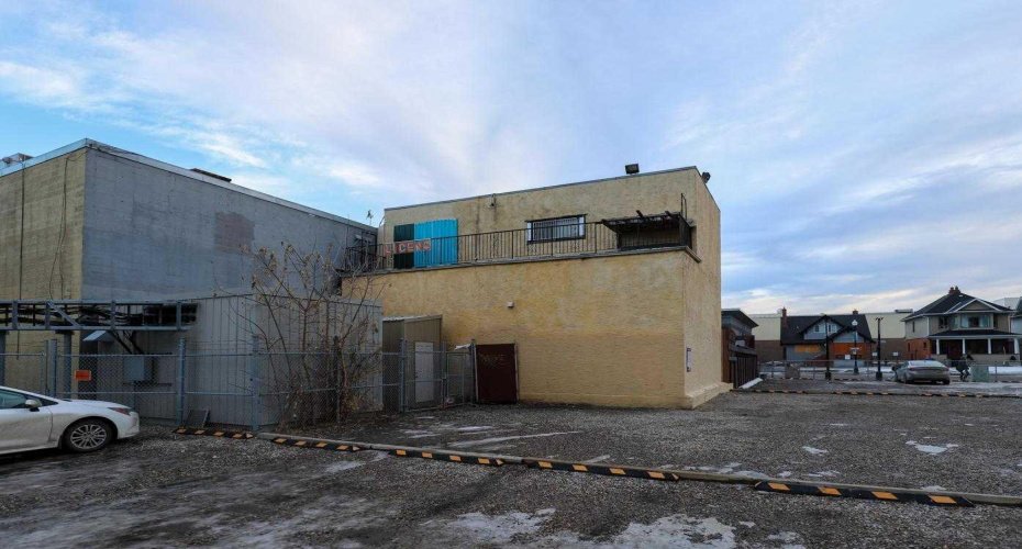 234 17 Avenue, Calgary, Alberta T2G 1H4, ,Commercial,For Sale,17,A2274351