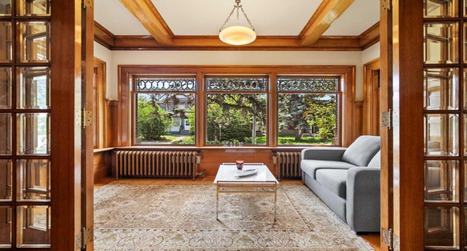 1933 5 Street, Calgary, Alberta T2S 2B2, 5 Bedrooms Bedrooms, ,3 BathroomsBathrooms,Residential,For Sale,5,A2273739