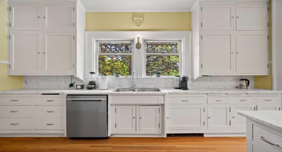 1933 5 Street, Calgary, Alberta T2S 2B2, 5 Bedrooms Bedrooms, ,3 BathroomsBathrooms,Residential,For Sale,5,A2273739