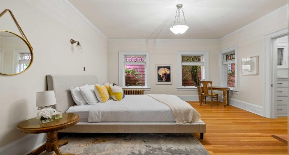 1933 5 Street, Calgary, Alberta T2S 2B2, 5 Bedrooms Bedrooms, ,3 BathroomsBathrooms,Residential,For Sale,5,A2273739