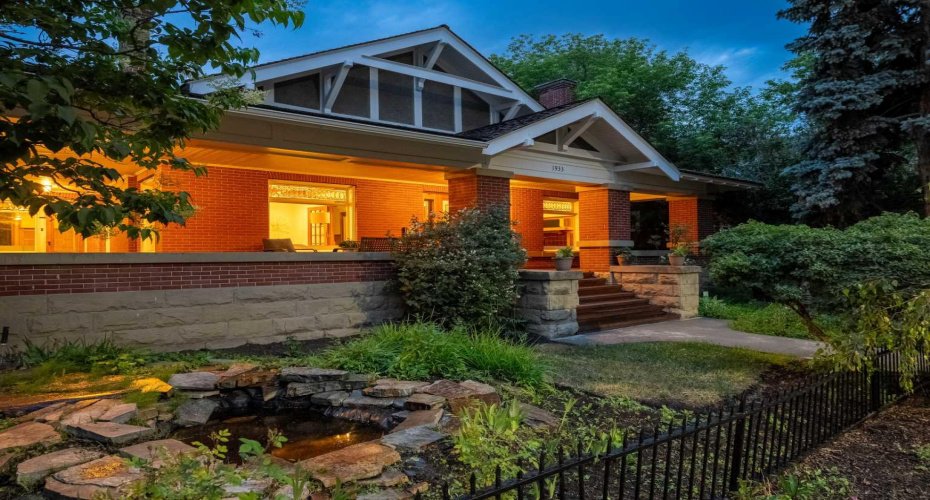 1933 5 Street, Calgary, Alberta T2S 2B2, 5 Bedrooms Bedrooms, ,3 BathroomsBathrooms,Residential,For Sale,5,A2273739