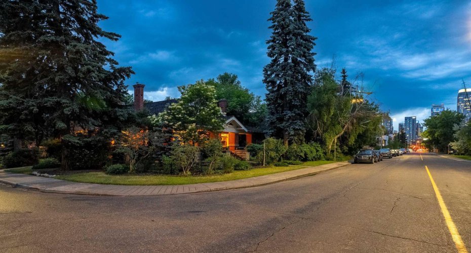 1933 5 Street, Calgary, Alberta T2S 2B2, 5 Bedrooms Bedrooms, ,3 BathroomsBathrooms,Residential,For Sale,5,A2273739