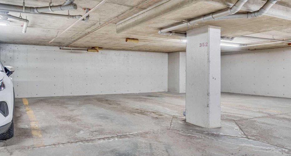 4000 Citadel Meadow Point, Calgary, Alberta T3G 5N5, 1 Bedroom Bedrooms, ,1 BathroomBathrooms,Residential,For Sale,Citadel Meadow,A2274306