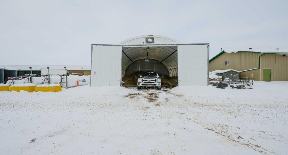 713040 Range Road 64 Range, Rural Grande Prairie No. 1, County of, Alberta T8W 5E5, ,Commercial,For Sale,Range Road 64,A2275051