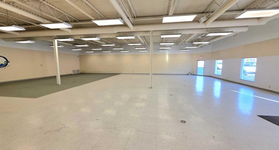 9616 100 Street, Peace River, Alberta T8S1S4, ,Commercial,For Lease,100,A2275163