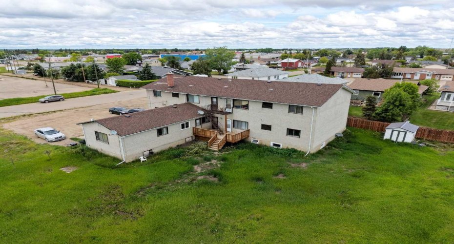 302 1 Street, Falher, Alberta T0H 1M0, ,Multi-family,For Sale,1,A2273672