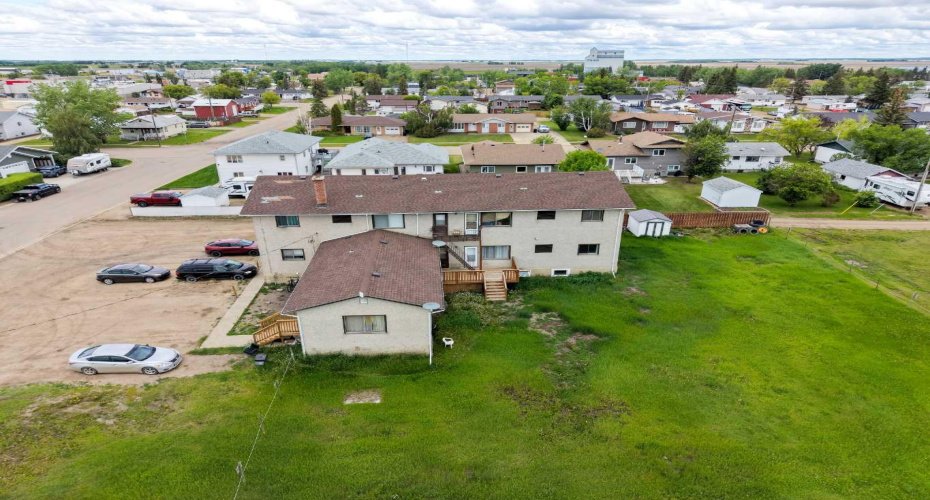 302 1 Street, Falher, Alberta T0H 1M0, ,Multi-family,For Sale,1,A2273672