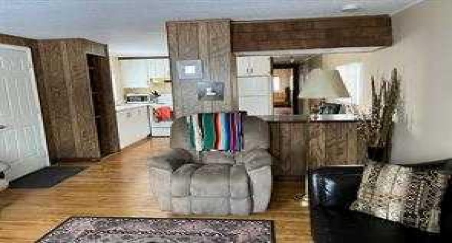 502 kaybob Drive, Fox Creek, Alberta T0H1P0, ,Commercial,For Sale,kaybob,A2274618