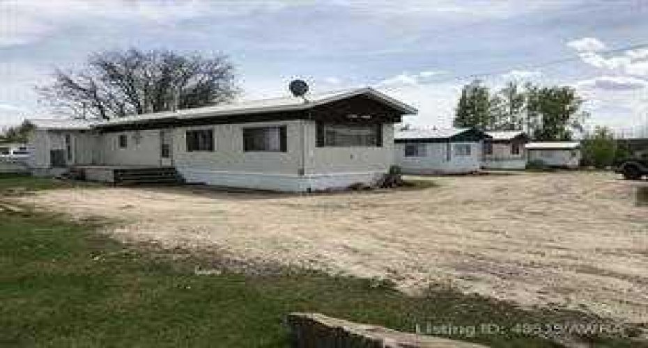 502 kaybob Drive, Fox Creek, Alberta T0H1P0, ,Commercial,For Sale,kaybob,A2274618