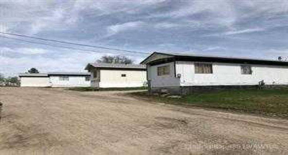 502 kaybob Drive, Fox Creek, Alberta T0H1P0, ,Commercial,For Sale,kaybob,A2274618