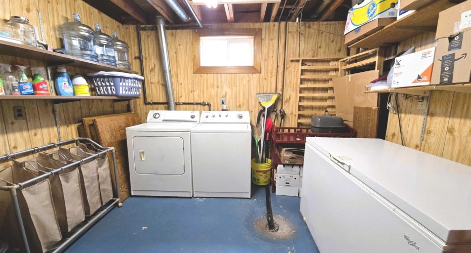 101A Avenue, Lac La Biche, Alberta T0A 2C0, 4 Bedrooms Bedrooms, ,2 BathroomsBathrooms,Residential,For Sale,Avenue,A2275035