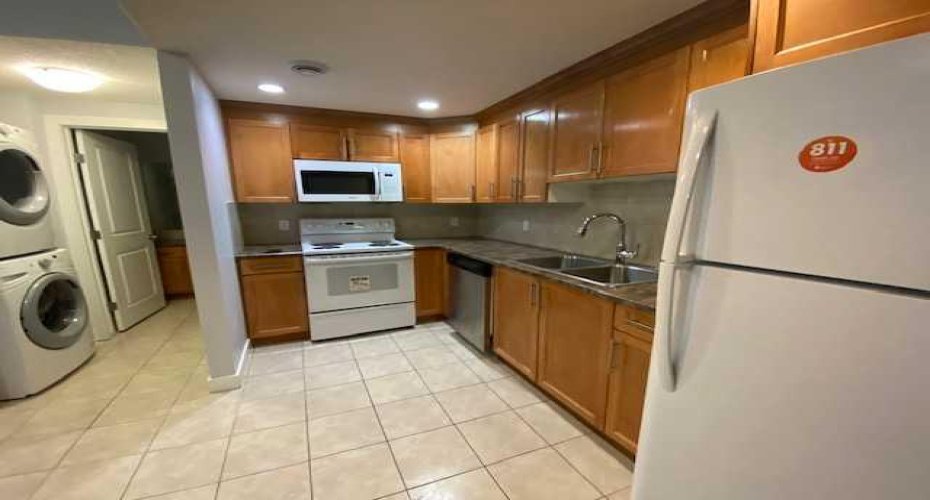 330 2 Street, Brooks, Alberta T1R 0E9, 2 Bedrooms Bedrooms, ,2 BathroomsBathrooms,Residential,For Sale,2,A2275288