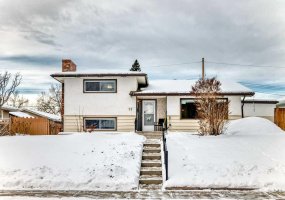 31 Fenton Road, Calgary, Alberta T2H1B8, 3 Bedrooms Bedrooms, ,1 BathroomBathrooms,Residential,For Sale,Fenton,A2275327