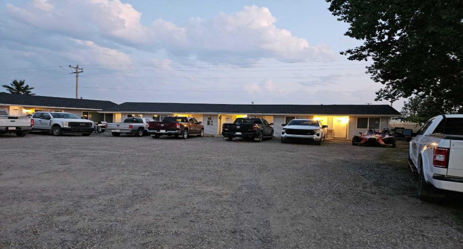 115 2 Street, Vulcan, Alberta T0L 2B0, ,Commercial,For Sale,2,A2275330