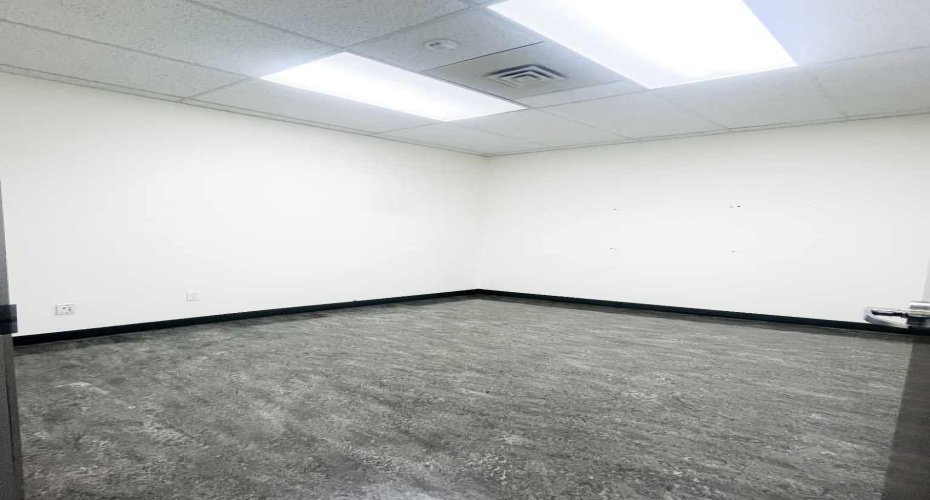 1111 Kingsway Avenue, Medicine Hat, Alberta T1A 2Y1, ,Commercial,For Lease,Kingsway,A2170206