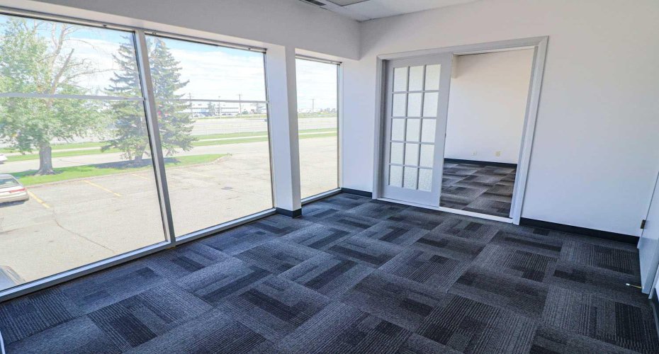 4712 13 Street, Calgary, Alberta T2E 6P1, ,Commercial,For Lease,13,A2231736