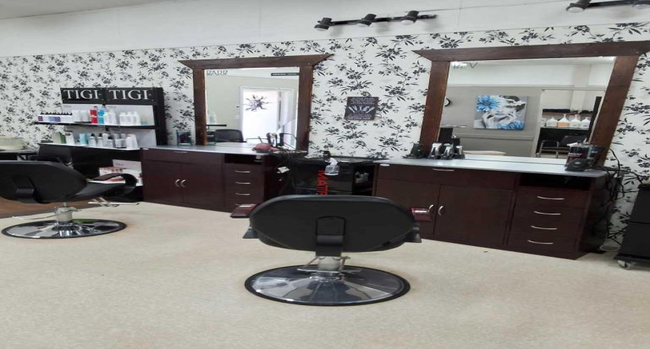 319 Main Street, Trochu, Alberta T0M 2C0, ,Commercial,For Sale,Changes Hair Salon,Main,A2275446