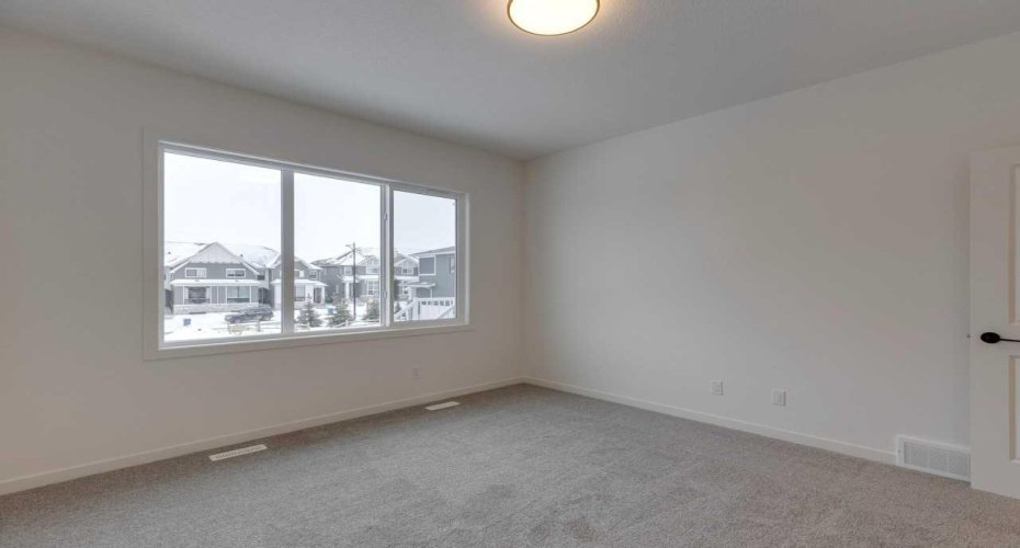 1402 Bayview Crescent, Airdrie, Alberta T4B5N9, 2 Bedrooms Bedrooms, ,3 BathroomsBathrooms,Residential,For Sale,Bayview,A2275452