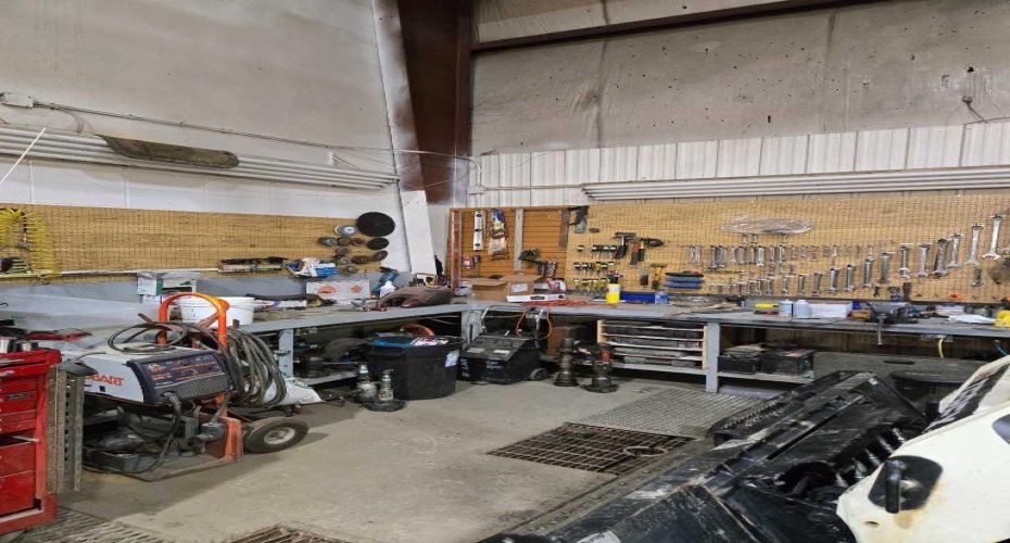 216 Birch Road, Slave Lake, Alberta T0G 2A2, ,Commercial,For Sale,Alco Building,Birch,A2275524