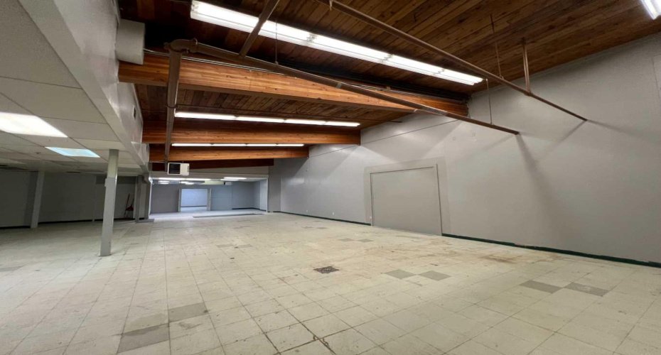 5023 3rd Avenue, Edson, Alberta T7E 1X7, ,Commercial,For Lease,3rd,A2275638