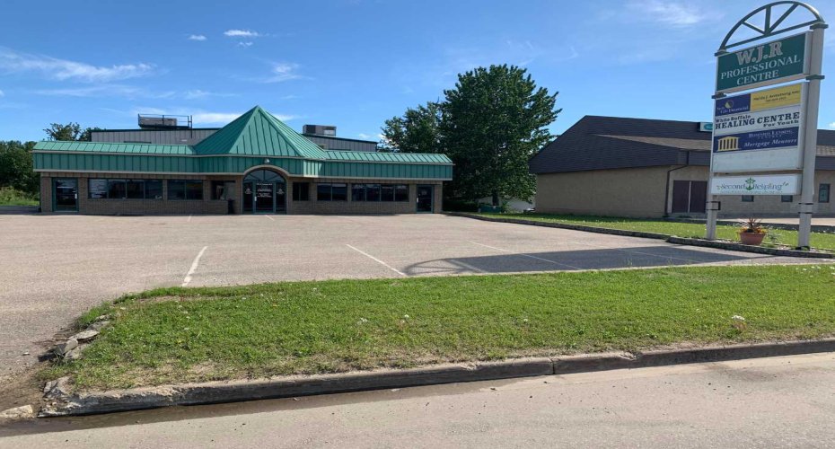 105 6 Avenue, Slave Lake, Alberta T0G 2A3, ,Commercial,For Lease,6,A2275660