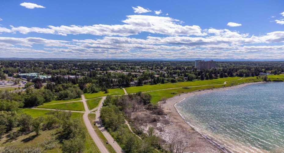 1711, 1715 92 Avenue, Calgary, Alberta T2V5C8, ,Land,For Sale,92,A2272863