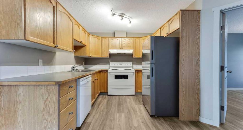 103 Strathaven Drive, Strathmore, Alberta T1P 1W3, 2 Bedrooms Bedrooms, ,1 BathroomBathrooms,Residential,For Sale,Strathaven,A2275645