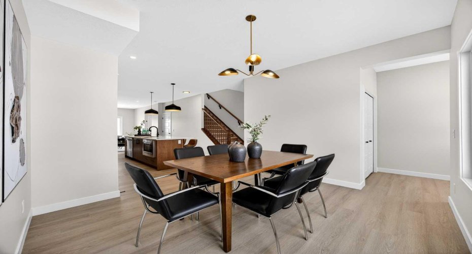 424 Fireside Drive, Cochrane, Alberta T4C3E1, 3 Bedrooms Bedrooms, ,3 BathroomsBathrooms,Residential,For Sale,Fireside,A2275874