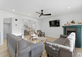 325 Bayside Place, Airdrie, Alberta T4B 2X5, 5 Bedrooms Bedrooms, ,4 BathroomsBathrooms,Residential,For Sale,Bayside,A2276084