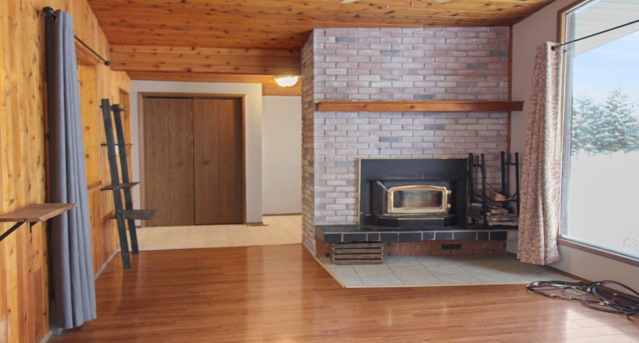 572 West Crescent, Forestburg, Alberta T0B 1N0, 4 Bedrooms Bedrooms, ,3 BathroomsBathrooms,Residential,For Sale,West,A2276174