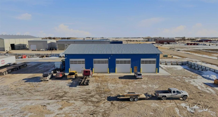 32580 RANGE ROAD 11, Rural Mountain View County, Alberta T4H 4N1, ,Commercial,For Sale,RANGE ROAD 11,A2274268