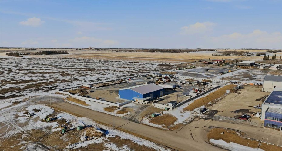 32580 RANGE ROAD 11, Rural Mountain View County, Alberta T4H 4N1, ,Commercial,For Lease,RANGE ROAD 11,A2274458