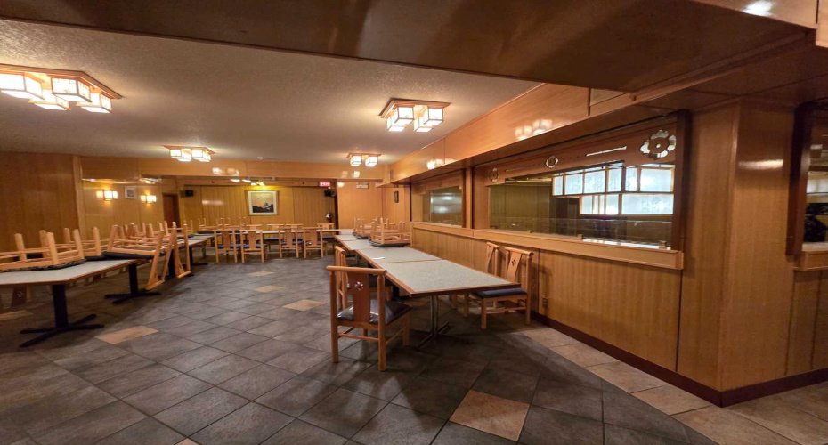 Bar side for lease upstairs