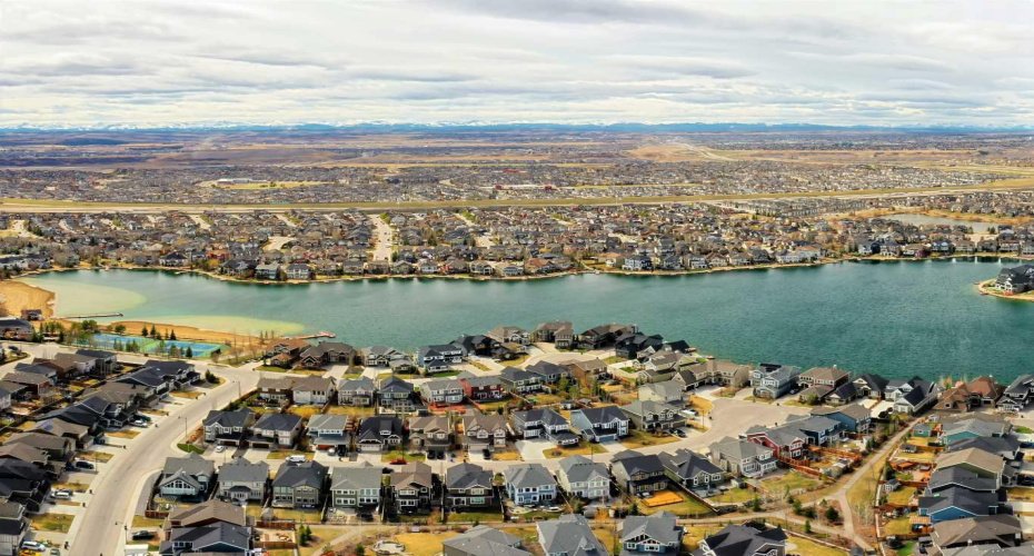 28 Auburn Bay Link, Calgary, Alberta T3M1Z7, 2 Bedrooms Bedrooms, ,2 BathroomsBathrooms,Residential,For Sale,Auburn Bay,A2276525