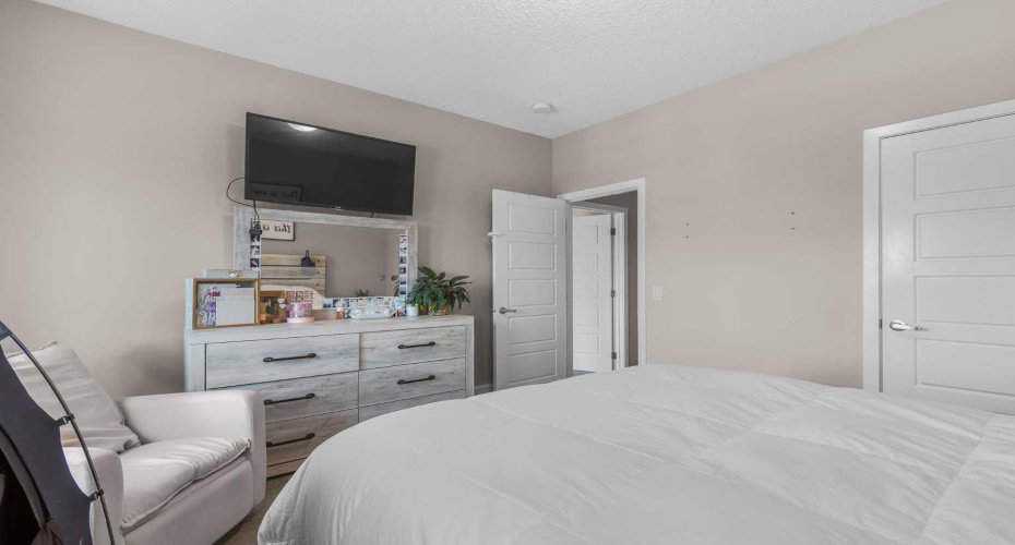 250 Fireside View, Cochrane, Alberta T4C2M2, 2 Bedrooms Bedrooms, ,2 BathroomsBathrooms,Residential,For Sale,Fireside,A2276457