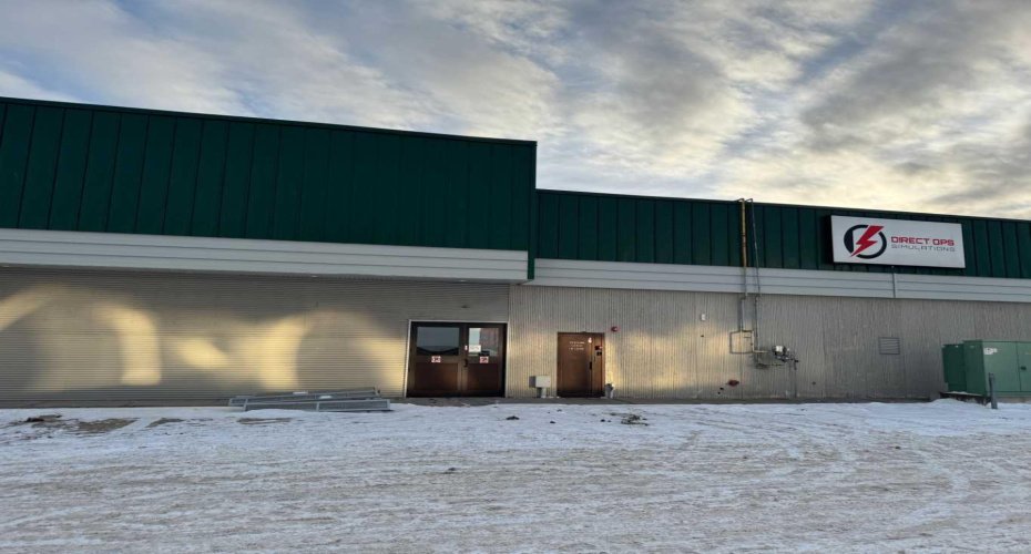 1411 33 Street, Calgary, Alberta T2A 5P1, ,Commercial,For Sale,Franklin Crossing,33,A2276611