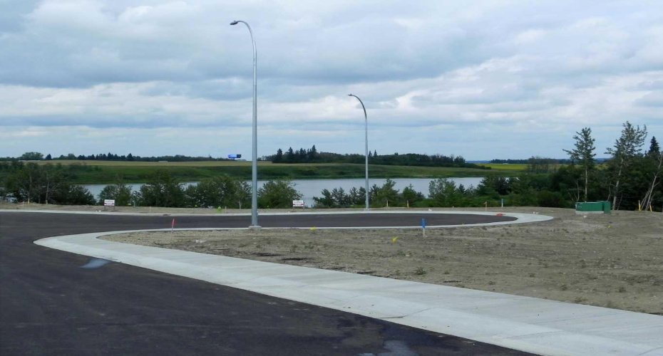 4 Henner's Place, Lacombe, Alberta T4L1Y9, ,Land,For Sale,Henner's Place,A2276792