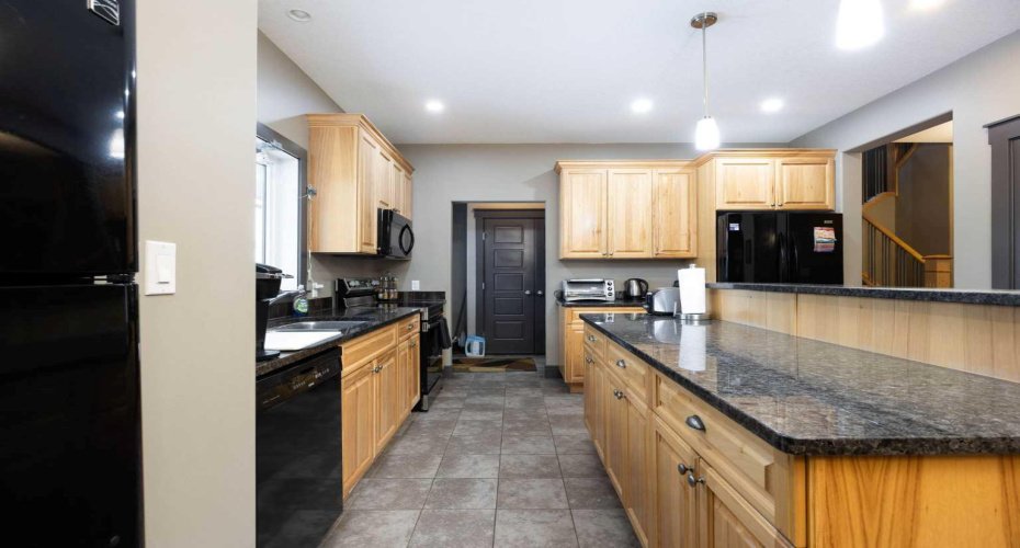 Kitchen with lots of storage