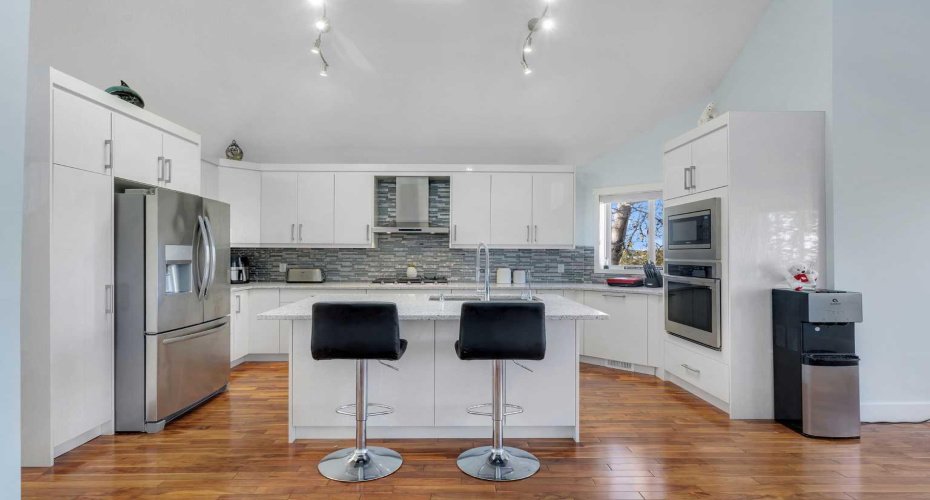 280158 TOWNSHIP ROAD 240, Chestermere, Alberta T1X 0K5, 6 Bedrooms Bedrooms, ,4 BathroomsBathrooms,Residential,For Sale,TOWNSHIP ROAD 240,A2275969