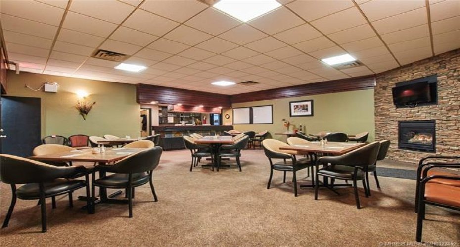 913 19A Avenue, Coaldale, Alberta T1M 1A4, ,Commercial,For Sale,Coaldale Inn,19A,A2277119