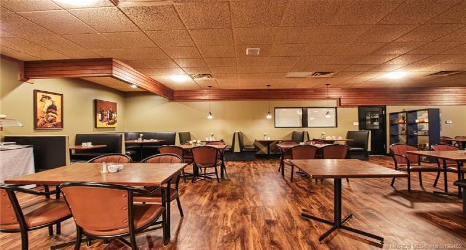 913 19A Avenue, Coaldale, Alberta T1M 1A4, ,Commercial,For Sale,Coaldale Inn,19A,A2277119