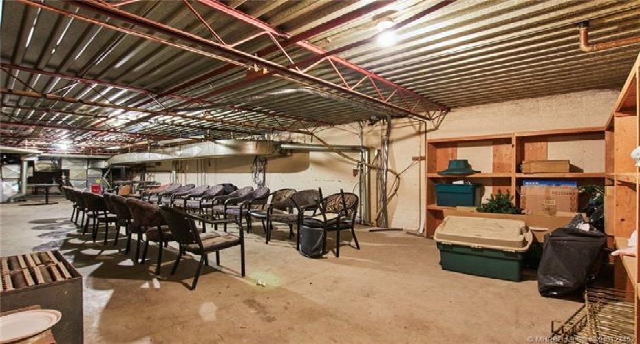 913 19A Avenue, Coaldale, Alberta T1M 1A4, ,Commercial,For Sale,Coaldale Inn,19A,A2277119