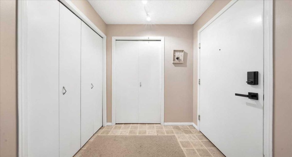 4975 130 Avenue, Calgary, Alberta T2Z 4M5, 2 Bedrooms Bedrooms, ,2 BathroomsBathrooms,Residential,For Sale,130,A2277229