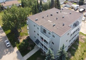 5418 52 Street, Camrose, Alberta T4V 4A6, 1 Bedroom Bedrooms, ,1 BathroomBathrooms,Residential,For Sale,52,A2189293
