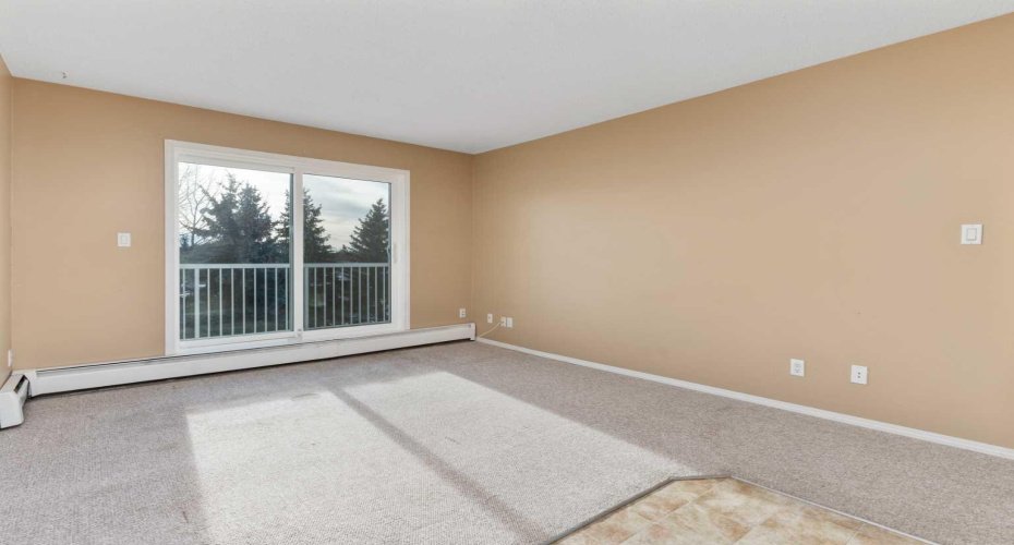 5418 52 Street, Camrose, Alberta T4V 4A6, 1 Bedroom Bedrooms, ,1 BathroomBathrooms,Residential,For Sale,52,A2189293