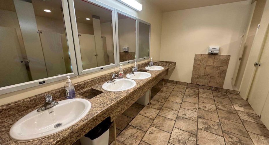 1381 Dinosaur Trail, Drumheller, Alberta T0J 0Y0, ,Commercial,For Sale,Dinosaur,A2277015