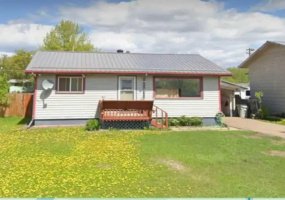 58 Avenue, High Prairie, Alberta T0G 1E0, 4 Bedrooms Bedrooms, ,2 BathroomsBathrooms,Residential,For Sale,Avenue,A2277452