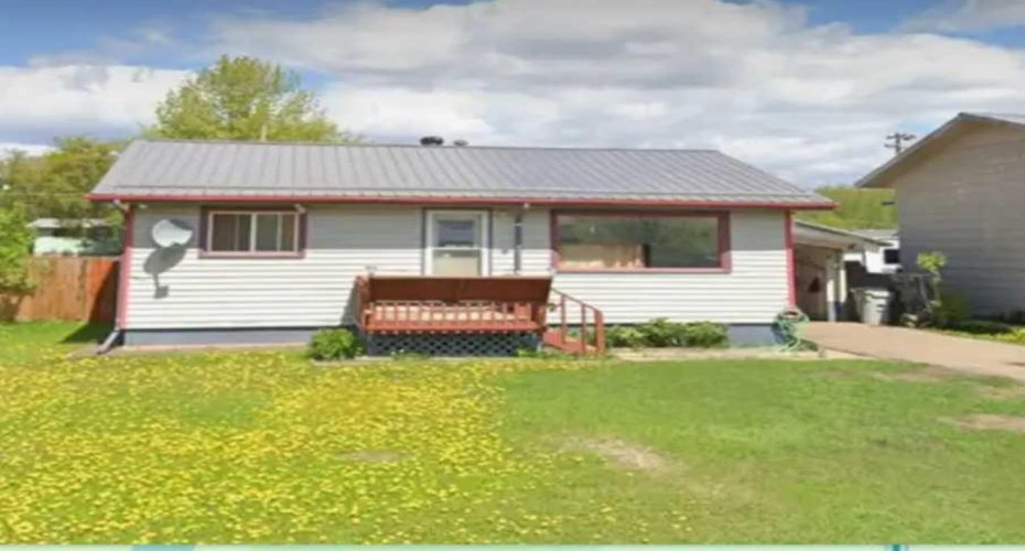 58 Avenue, High Prairie, Alberta T0G 1E0, 4 Bedrooms Bedrooms, ,2 BathroomsBathrooms,Residential,For Sale,Avenue,A2277452