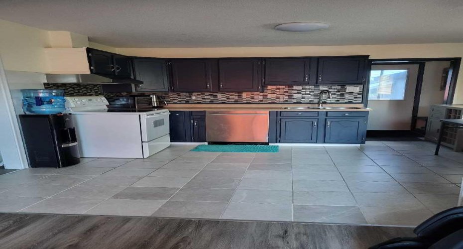 58 Avenue, High Prairie, Alberta T0G 1E0, 4 Bedrooms Bedrooms, ,2 BathroomsBathrooms,Residential,For Sale,Avenue,A2277452